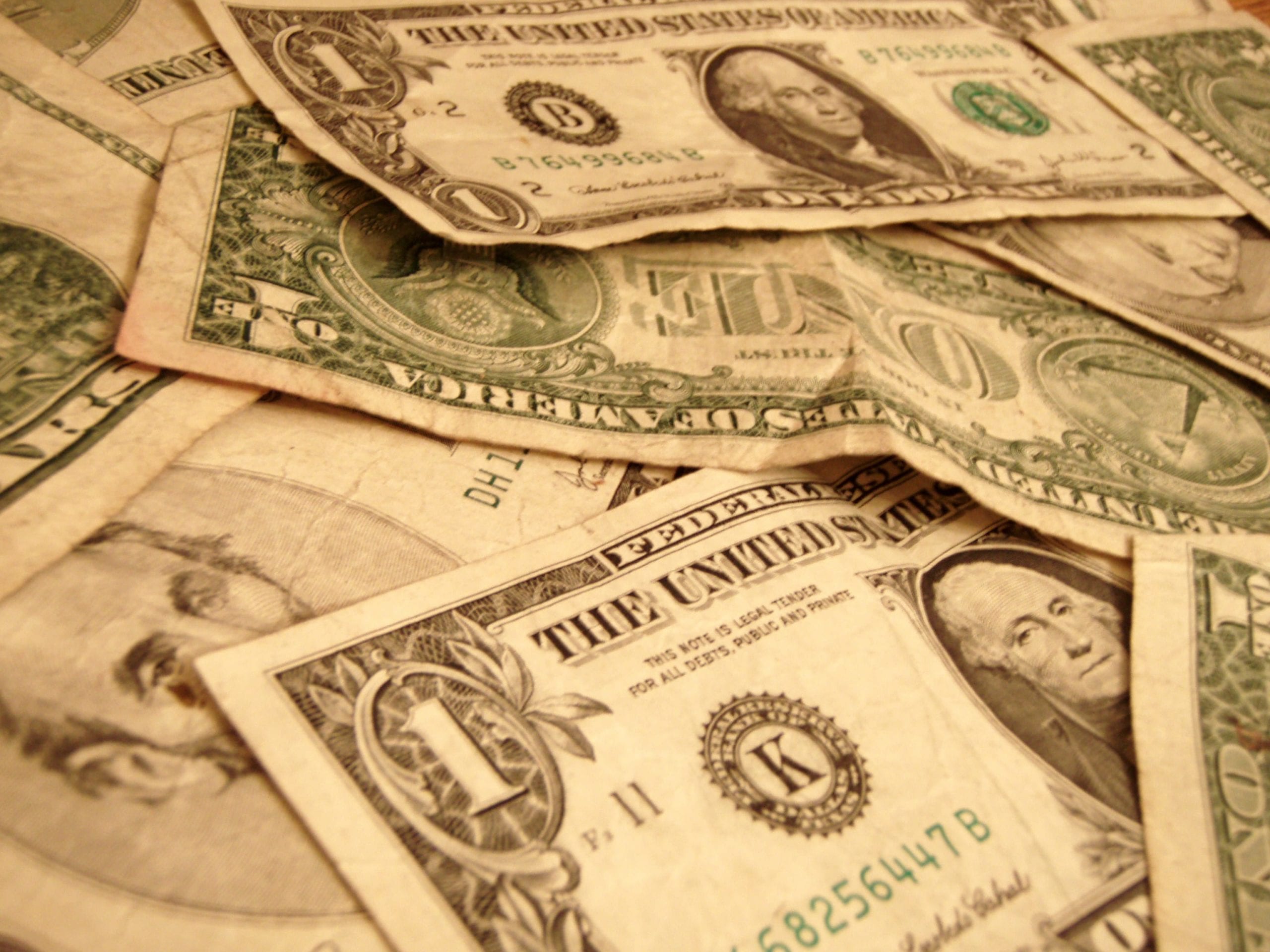 How to Leverage Snapchat to Put More Money In Your Pocket